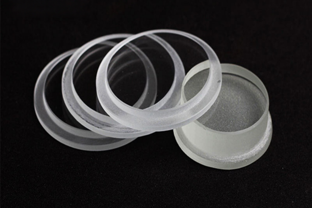 Customized step glass window sample -- sapphire step window with AF oleophobic coating applied