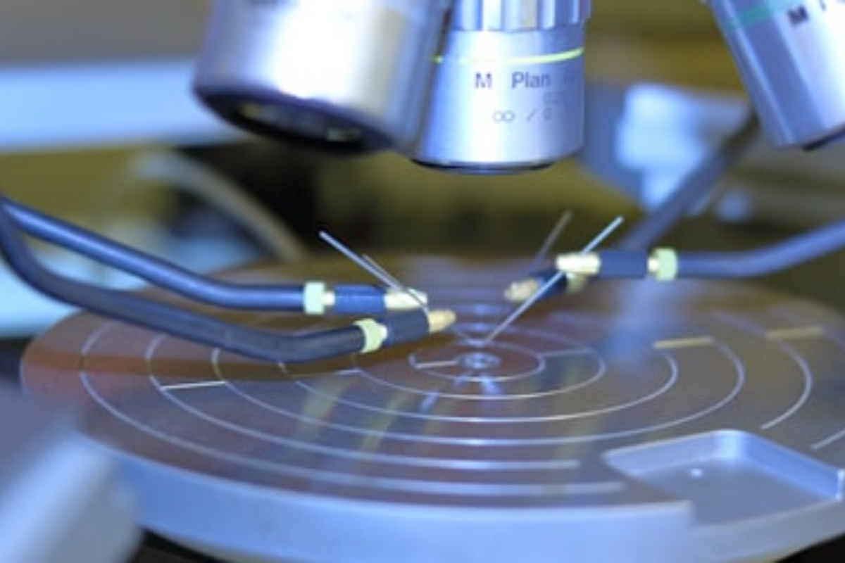 Optical prisms for surveying and metrology instruments