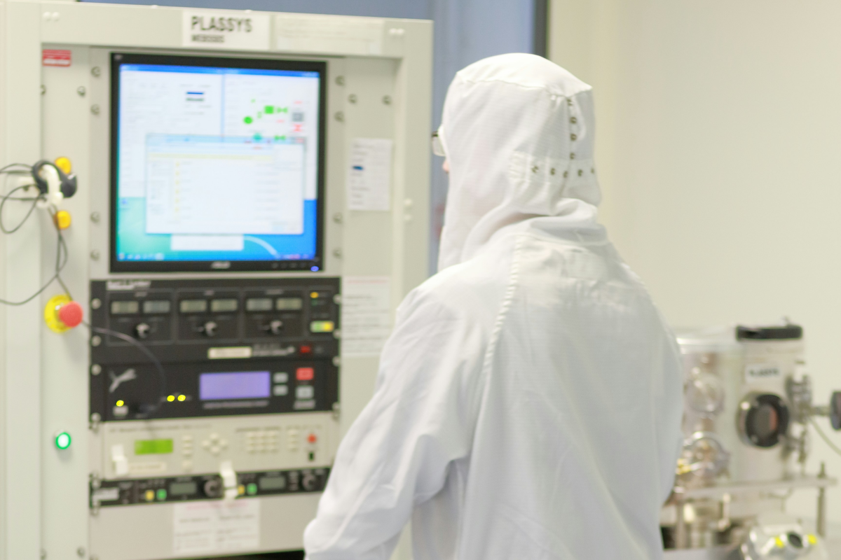 Industrial control panel display window using PC+PMMA composite