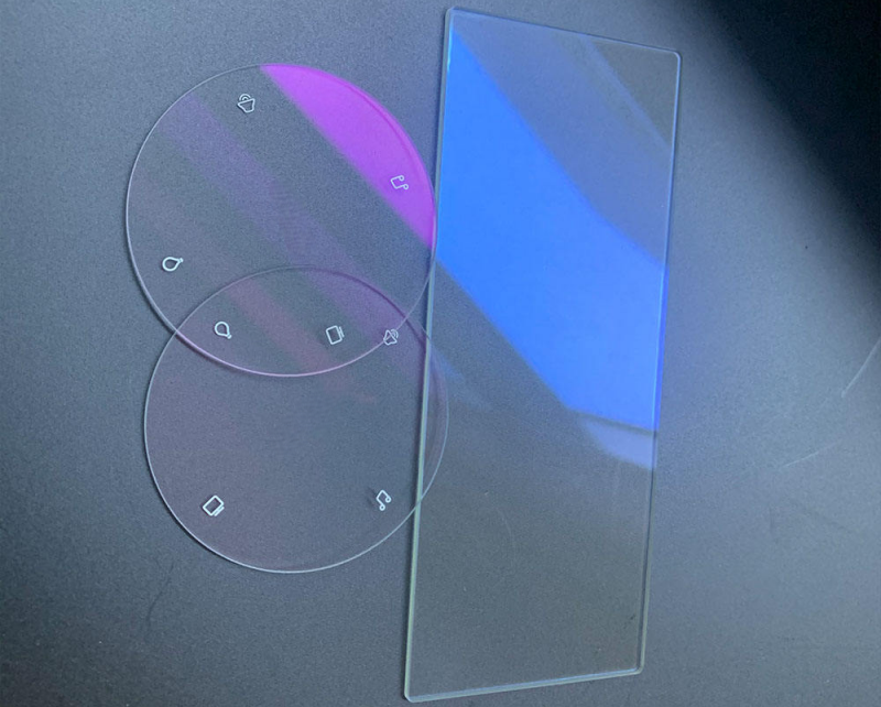 AR plus AF dual-function coated glass -- combined anti-reflection and oleophobic surface